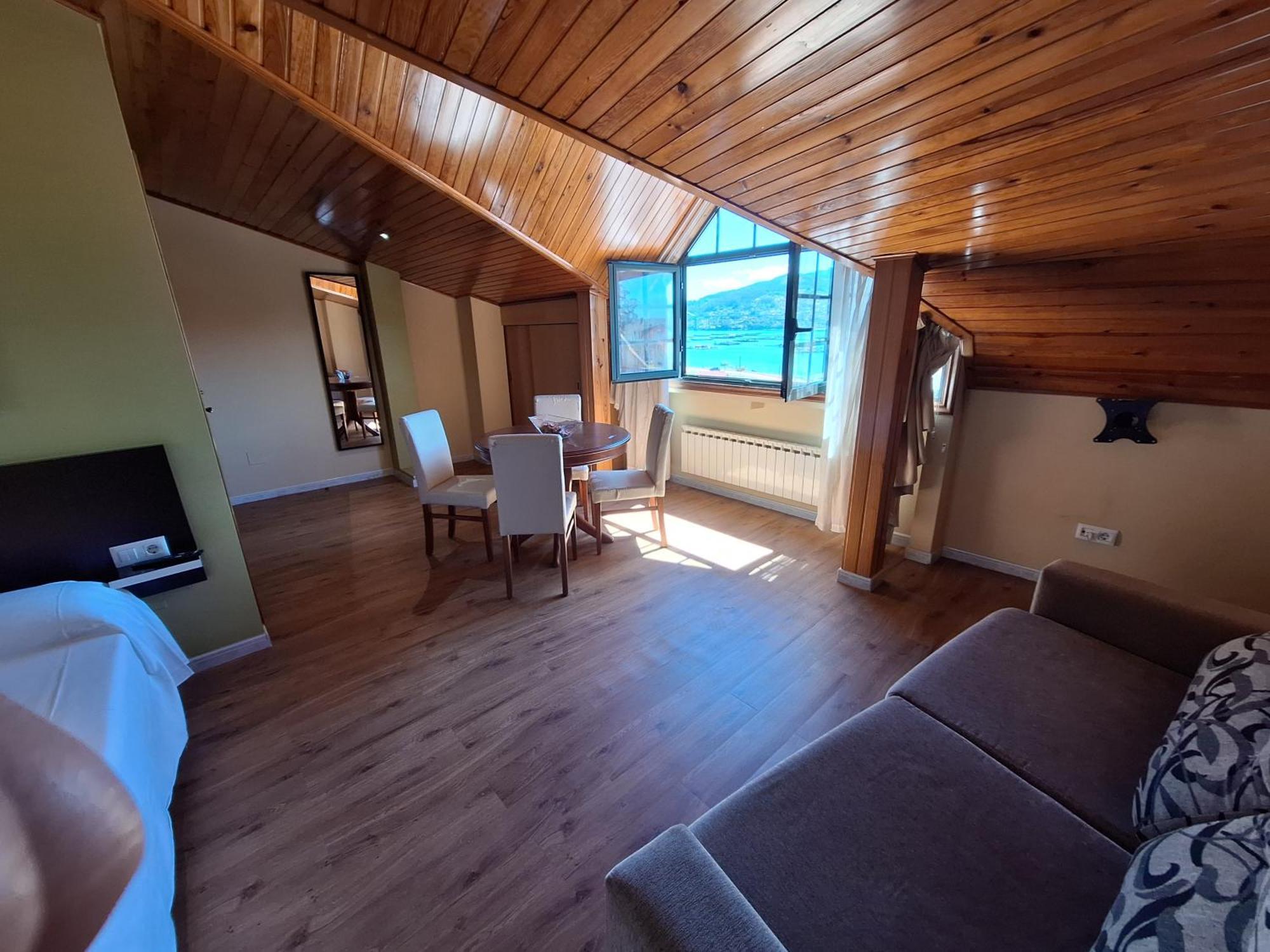 Hostal O Galeon San Luis Moana Ngoại thất bức ảnh